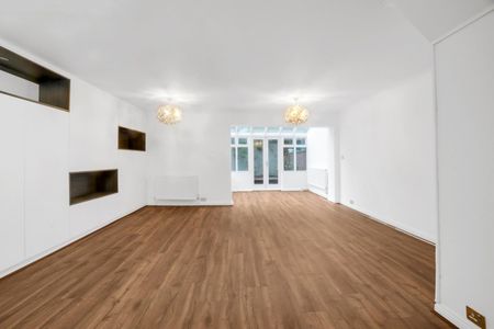 5 bedroom House To Let Total Size: 1809 SQ FT - Photo 3