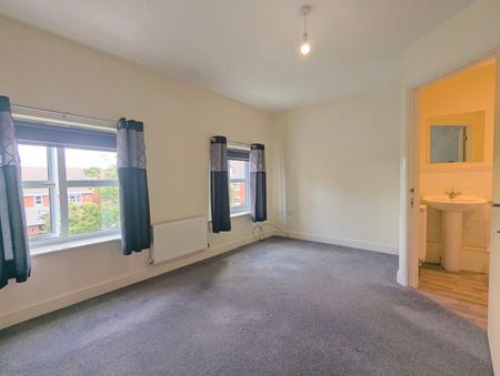 To Let – Kew House Drive, Scarisbrick – Three Bedroom Townhouse - Photo 5