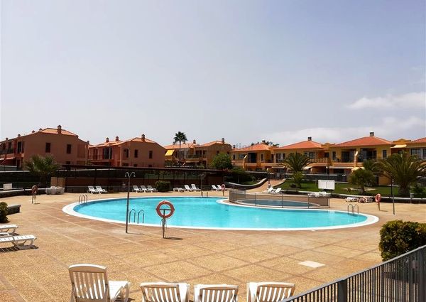 Se alquila en Costa del Silencio apartamento de 1 dormitorio