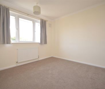 Lime Tree Place, Mitcham, CR4 - Photo 2