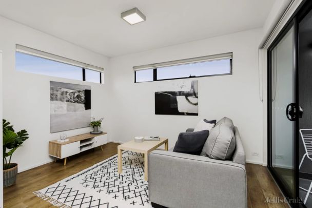 2 Bed, 2 Bath - Photo 1