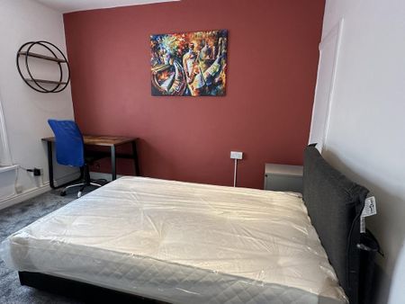 3 bedroom terraced house to rent - Photo 5