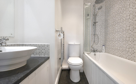 2 bedroom semi-detached house to rent - Photo 4