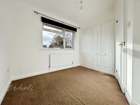 2 bedroom semi-detached house to rent - Photo 3