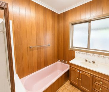 Modern & Convenient Living in Prime Chadstone Location � (Gas, Wate... - Photo 6