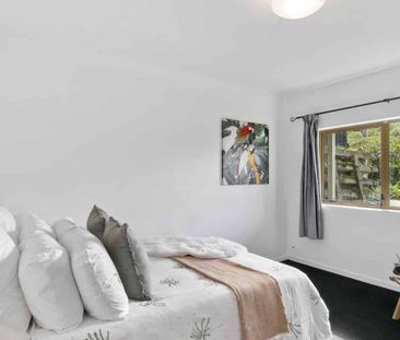 Warm and Sunny 4-Bedroom Home - Photo 2