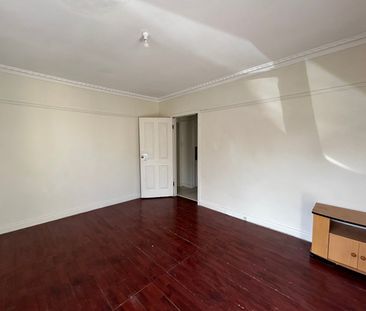 13 Wurruk Avenue, Preston VIC 3072 - Photo 3