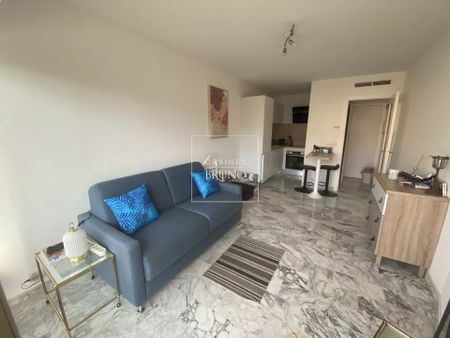 Location Appartement 1 pièce 23m² CANNES 06400 - Photo 2