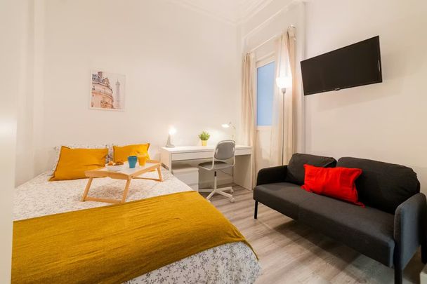 Carrer de Císcar, Valencia, Valencian Community 46005 - Photo 1