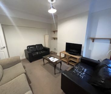 Cromer Street, Burton Stone Lane - P1233 - Photo 2