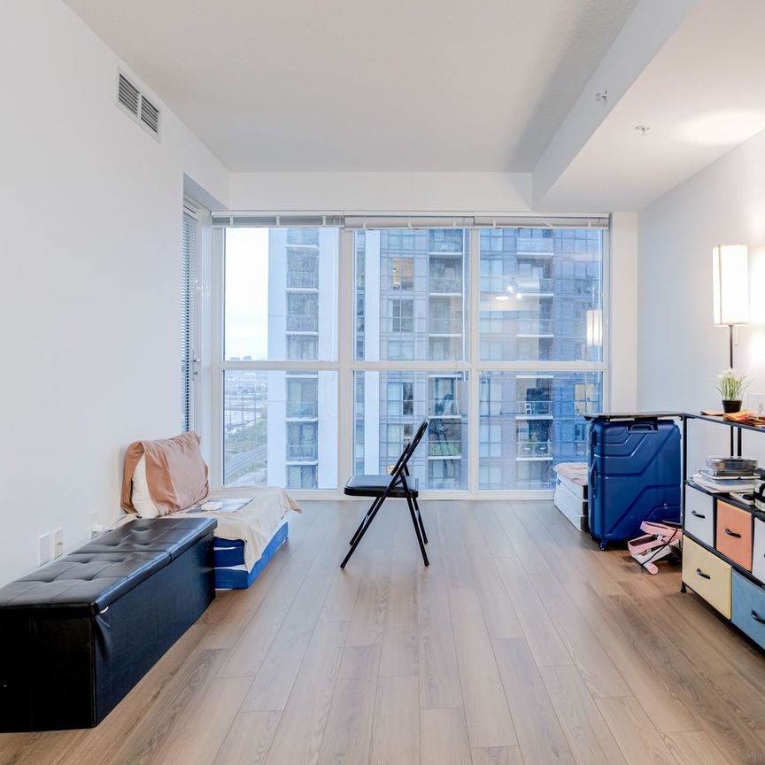 For Lease - 20 Thomas Riley Road Unit# 2101, Toronto, Ontario - Photo 1