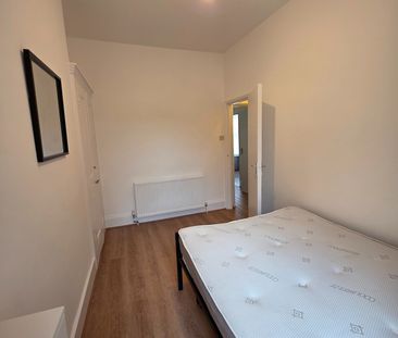 1 Bed Flat, Gubyon Avenue, SE24 - Photo 6