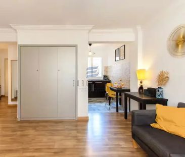 NICE – Location studio meublé lumineux - Photo 3