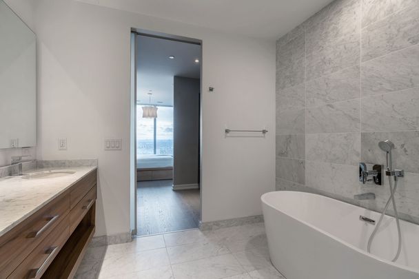 For Lease - 488 University Avenue Unit# 5407, Toronto, Ontario - Photo 1