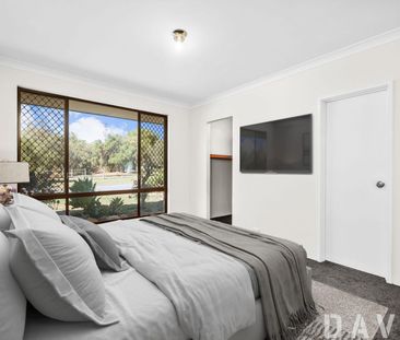 23 Corrington Circle, Nollamara, WA 6061 - Photo 5