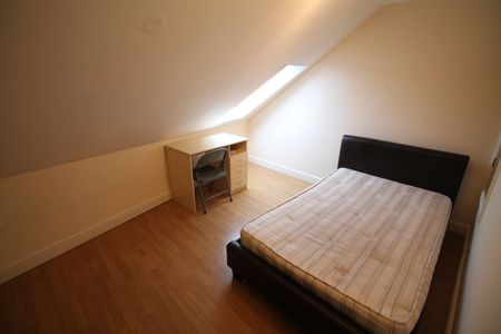 North Road, Cathays, Cardiff - Photo 2