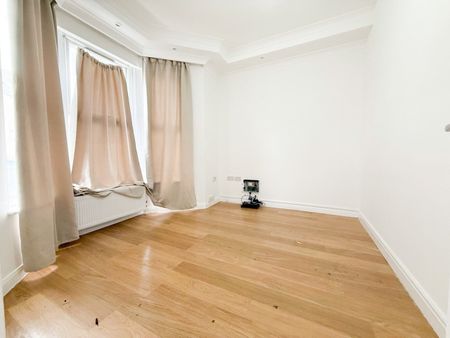 4 Bed Terraced House, Moffat Road, N13 - Photo 5