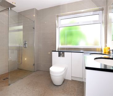 5 bedroom House in Copped Hall Drive, Camberley - Photo 6