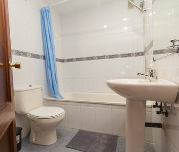 Calle Natalia, Málaga, Andalusia 29009 - Photo 5