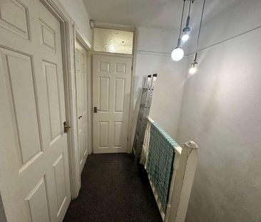 Leamington Crescent, Harrow, HA2 - Photo 5