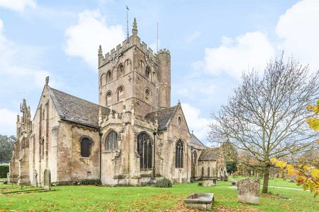 St John's Churchyard, Long Street, Devizes, SN10 - Photo 4