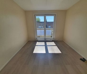 Location Appartement 2 pièces 42m² LILLE 59000 - Photo 2