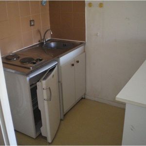 Une pièce - Photo 2