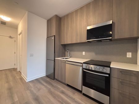 For Lease - 7439 Kingston Road Unit# 802, Toronto, Ontario - Photo 3