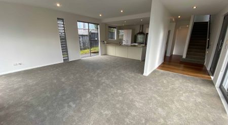 Family Home in Great Location - Photo 4