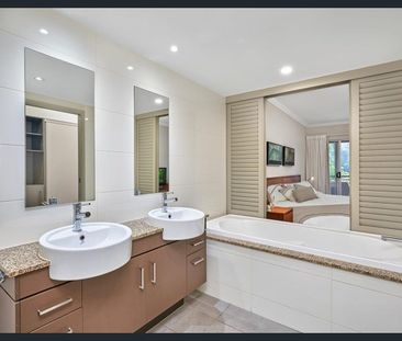 WELCOME TO YOUR FURNISHED PARADISE ESCAPE! - Photo 6