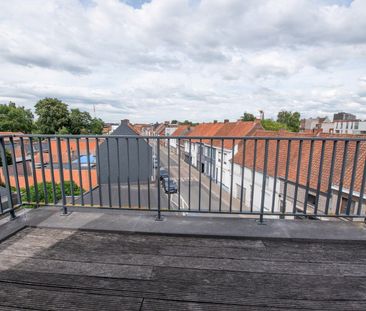 Lichtrijk appartement met 3 slaapkamers in Centrum Waregem - Foto 2