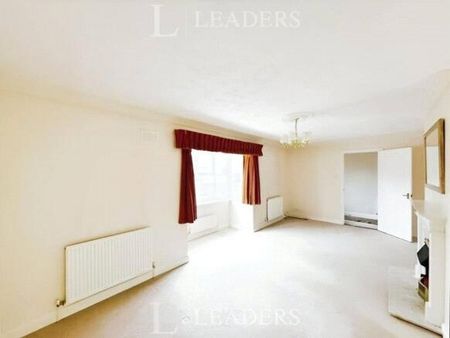 3 bedroom bungalow to rent Shire Avenue, Spalding, PE11 - Photo 2