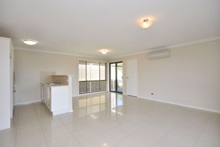 32 Hanover Road, - Photo 2