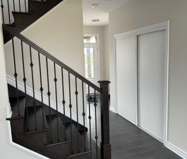 For Lease - 808 Anemone Mews, Barrhaven, Ontario - Photo 6