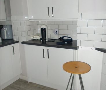 Student Properties to Let - Photo 3