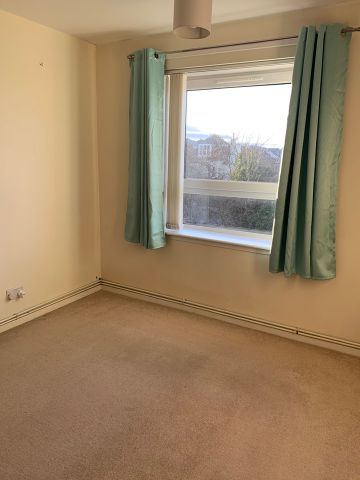 2 Bed Flat, Seaview Crescent, EH15 - Photo 3