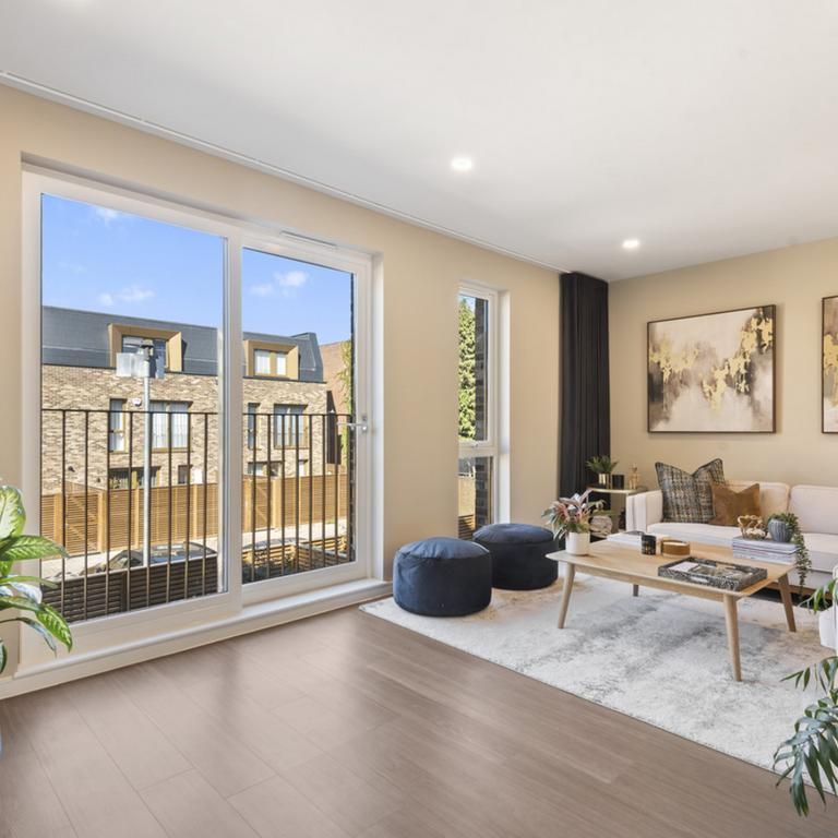 5 bedroom terraced house to rent - Photo 1