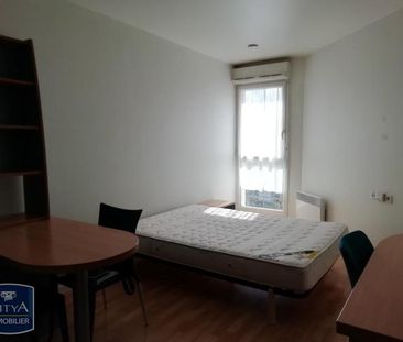 Location Appartement 1 pièce 22m² LA ROCHE SUR YON 85000 - Photo 1