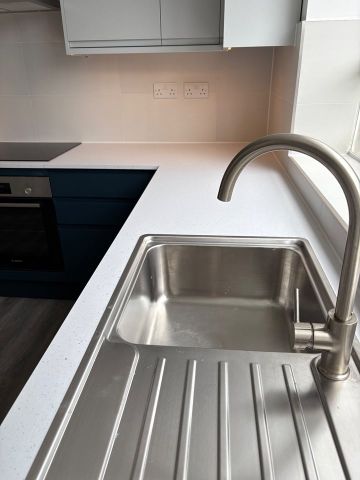 2 Bed Flat, Station Road, NW4 - Photo 2