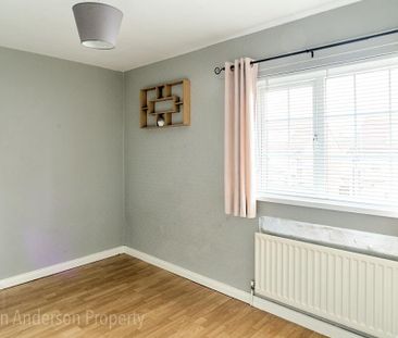 6 Kelly Gardens, Lurgan, BT67 9HB - Photo 2