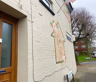 High Street, New Bradwell, MILTON KEYNES - Photo 5