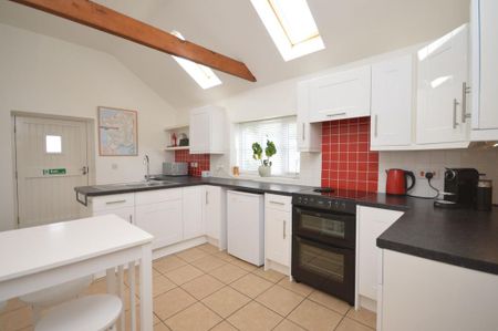 2 bedroom detached house to rent - Photo 5