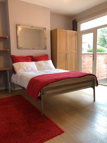 Lincoln Street (6 bed) - Photo 5