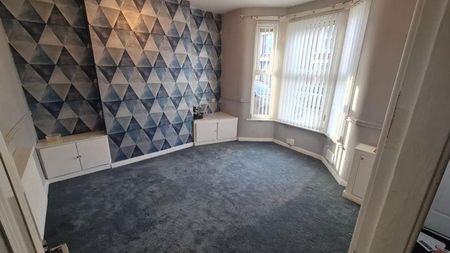 3 bedroom house to rent - Photo 2