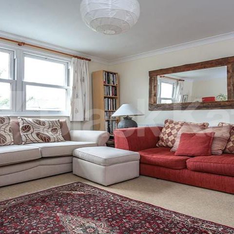 Beautiful 2 bed in a period conversion in the heart or Crouch End - Photo 1