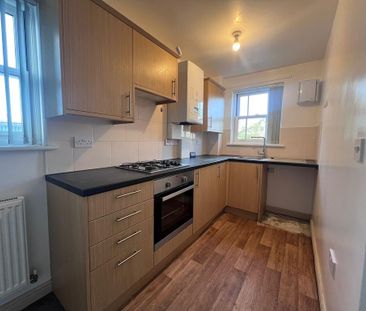 2 bedroom flat to rent - Photo 3