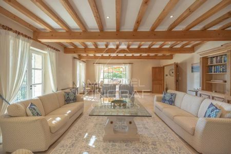 Gordes - Magnifique maison en pierre avec vue et piscine, à deux pas du centre du village - Photo 4