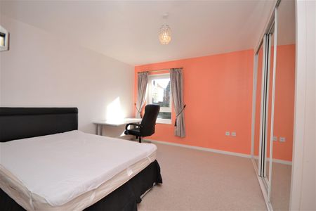 Jephson Close, Eastbourne, BN20 7JJ - Photo 3