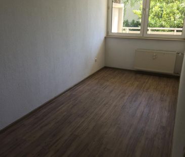 Familienwohnung-grosse 4 Zimmer-Wohnung über 2 Etagen mit 2 Balkonen - Photo 4