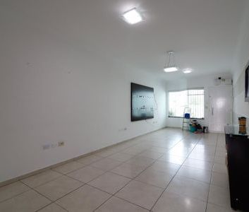 Casa para alugar com 200m², 3 quartos e 4 vagas - Foto 2